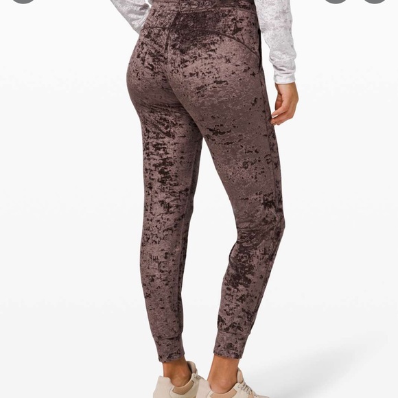 lululemon athletica Pants - Ready to rulu crushed velvet joggers size 4